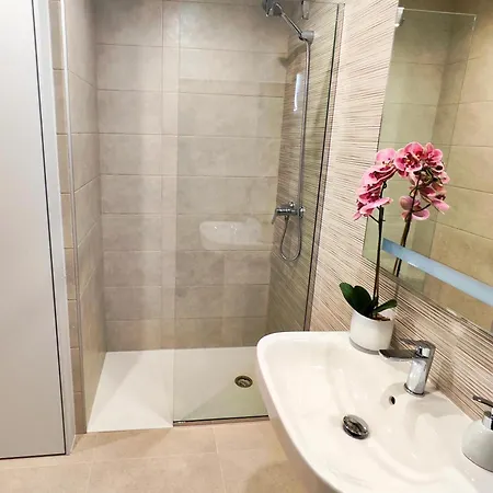 Vivienda Unifamiliar Ventana A La Clerecia Feriehus Salamanca